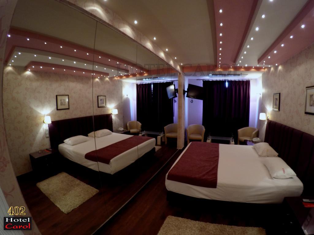 Carol Hotel Piraeus Luaran gambar